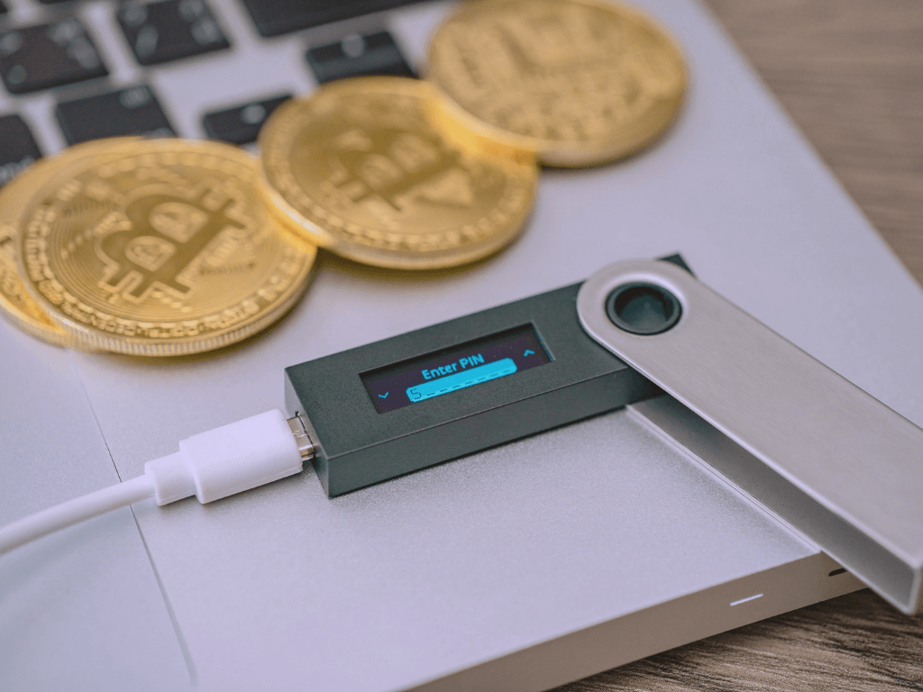 ハードウェアウォレットとは？選び方やメリット・デメリットを解説 - NFT NEWS JapanNFT NEWS Japan